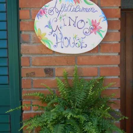 Gino's House * פיזה